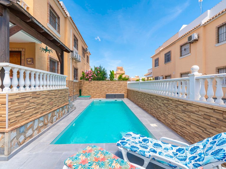 Villa for Sale in Rojales, Alicante 4
