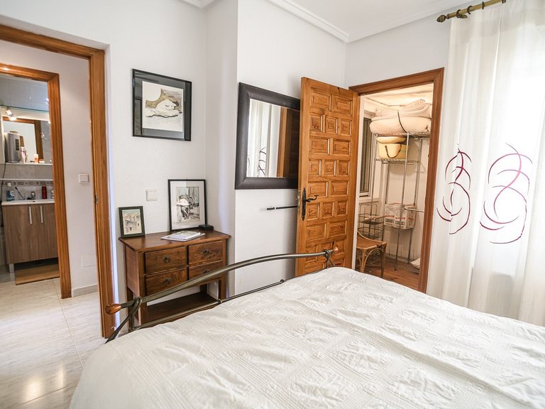Apartment for Sale in La Florida, Alicante 20
