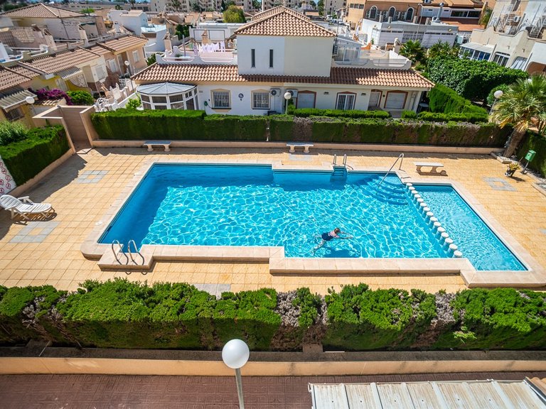 Apartment for Sale in La Florida, Alicante 40