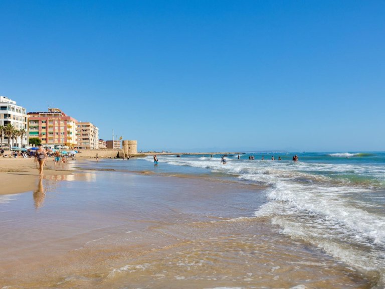 Apartment for Sale in Torrevieja, Alicante 25