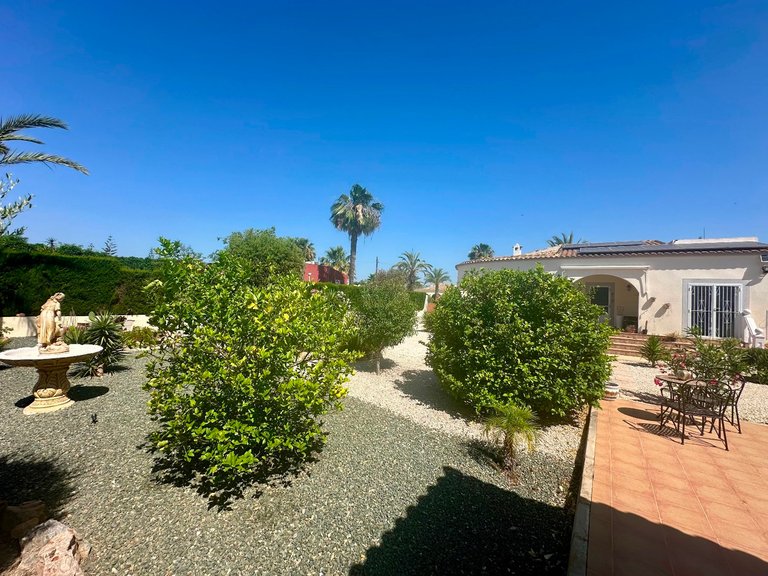 Villa for Sale in Catral, Alicante 30