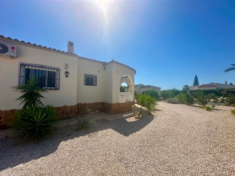 Villa for Sale in Catral, Alicante 38