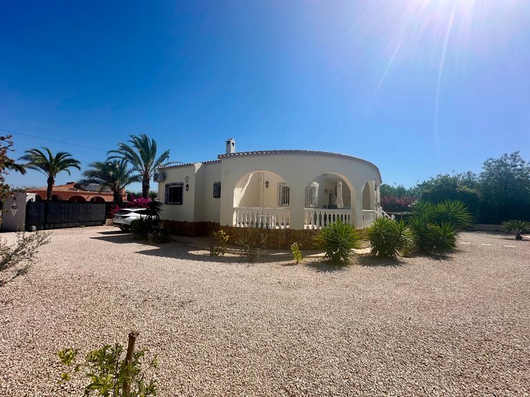 Villa for Sale in Catral, Alicante 40