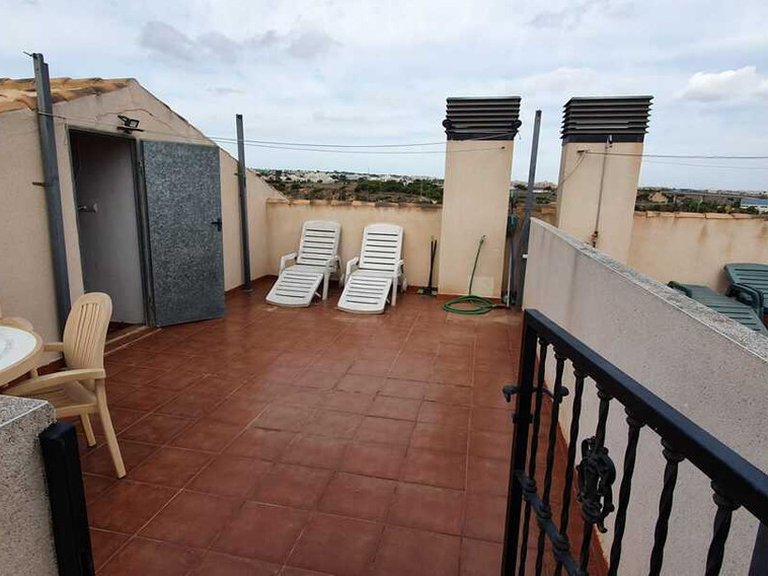 Apartment for Sale in Cabo Roig, Alicante 9