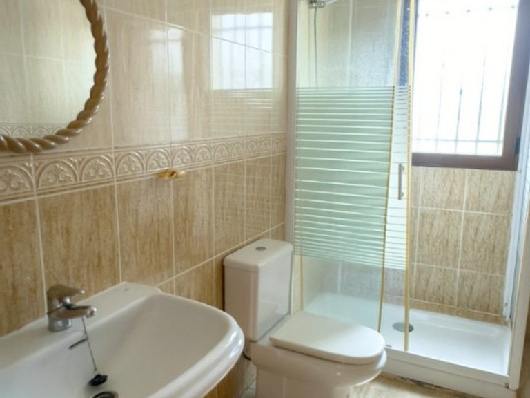 Villa for Sale in Pinoso, Alicante 6