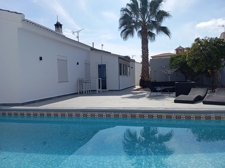Villa for Sale in Cabo Roig, Alicante 41