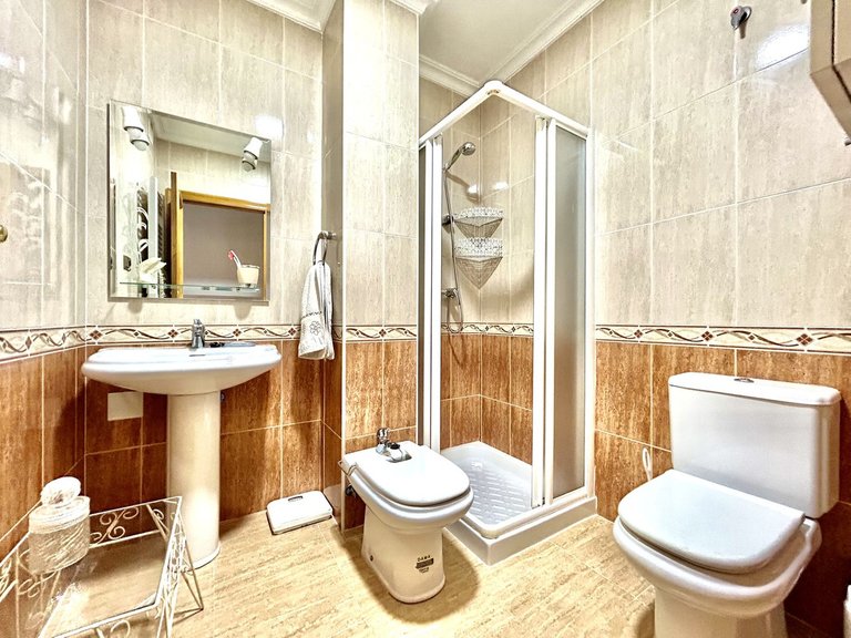 Apartment for Sale in Almoradi, Alicante 18