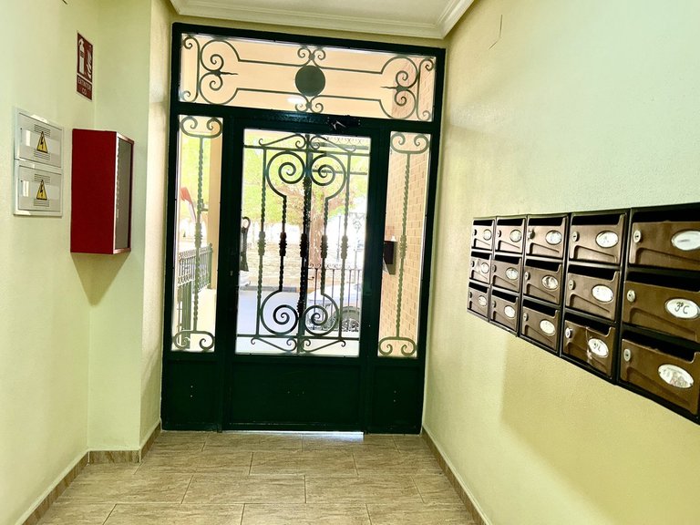 Apartment for Sale in Almoradi, Alicante 37
