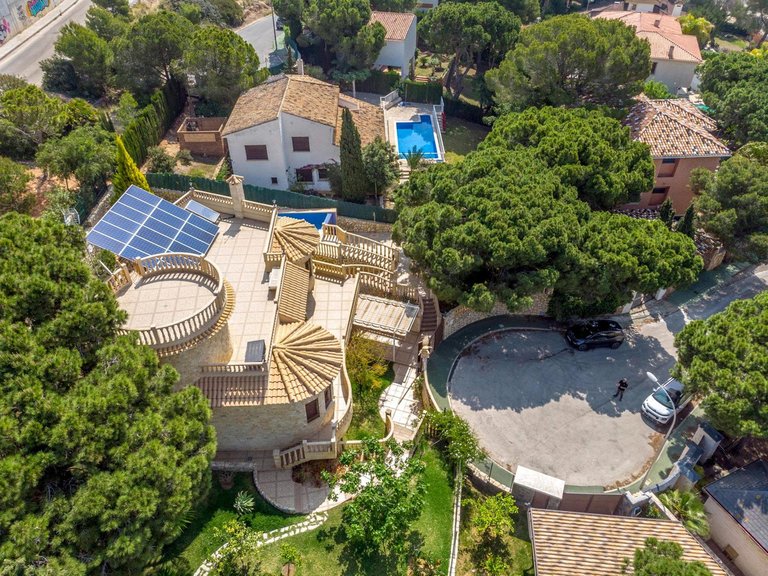 Villa for Sale in Campoamor, Alicante 34