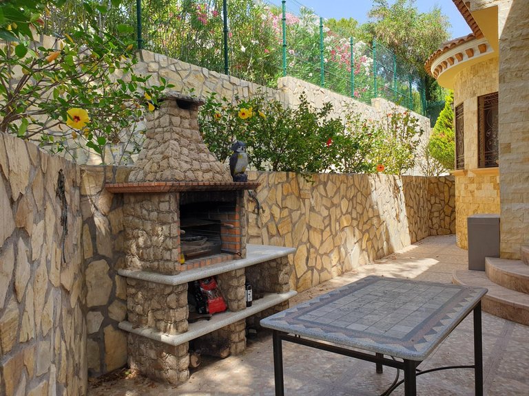 Villa for Sale in Campoamor, Alicante 38