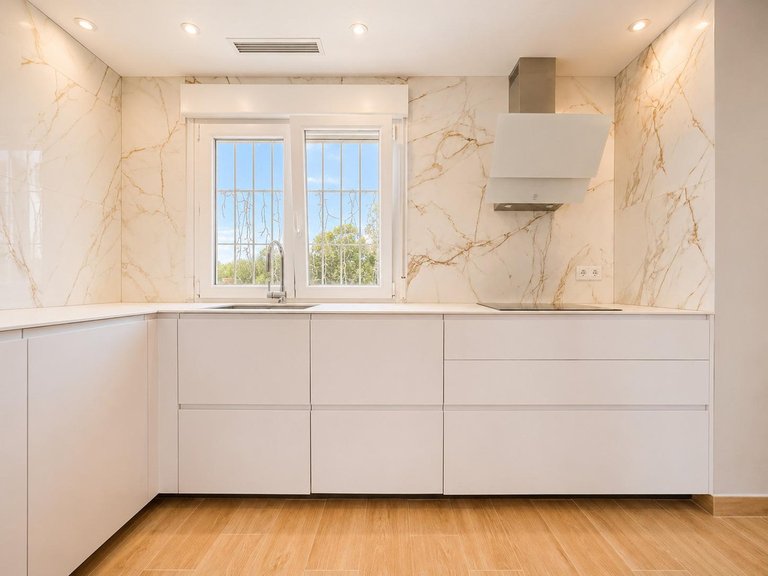 Villa for Sale in Campoamor, Alicante 9