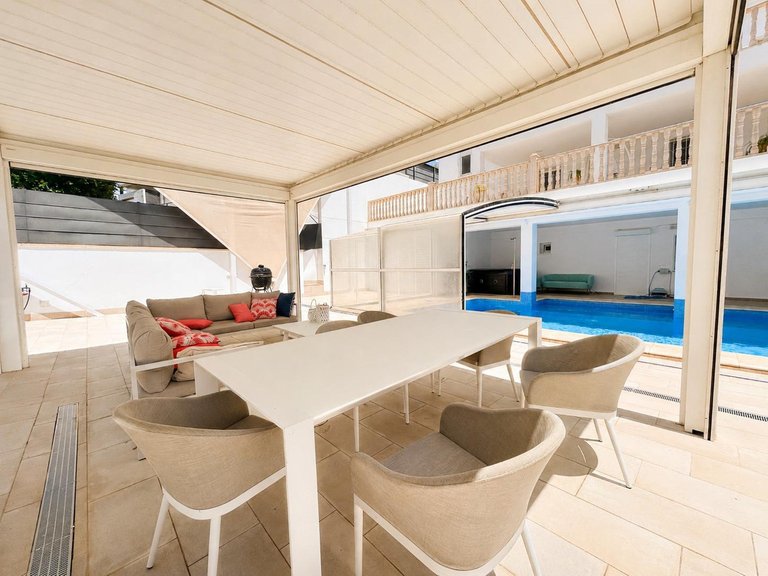 Villa for Sale in Campoamor, Alicante 28