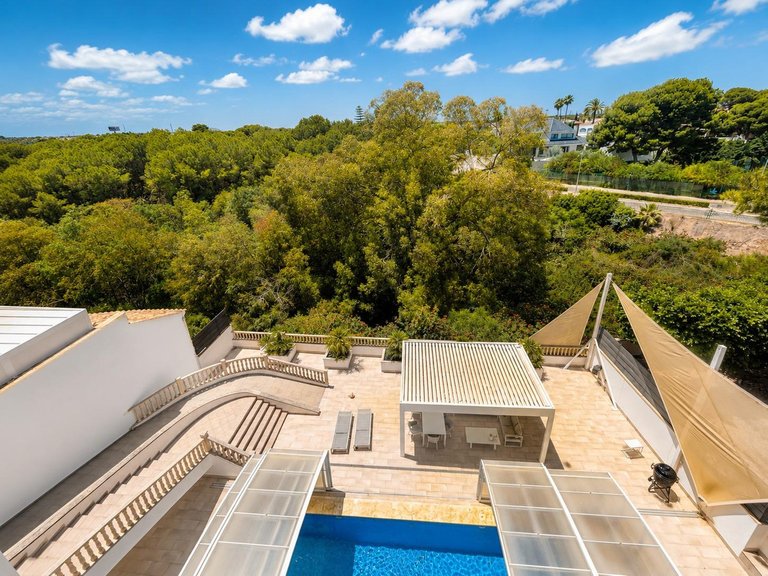 Villa for Sale in Campoamor, Alicante 41