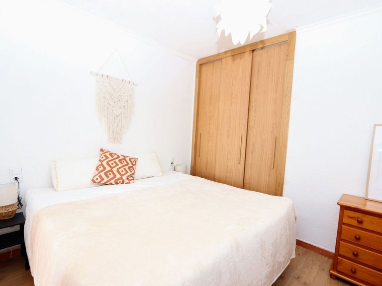 Apartment for Sale in Punta Prima, Alicante 10