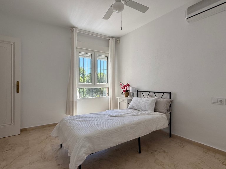 Villa for Sale in Las Ramblas, Alicante 17