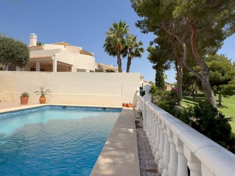 Villa for Sale in Las Ramblas, Alicante 35