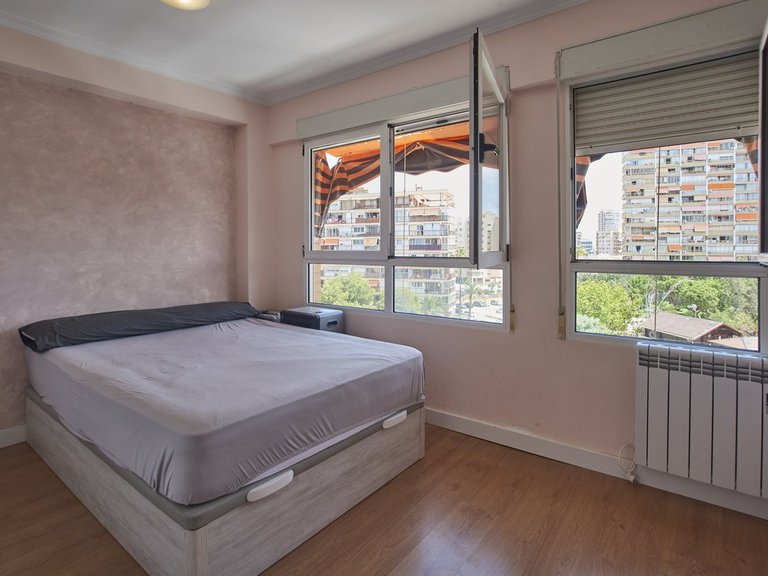 Apartment for Sale in Alicante, Alicante 16