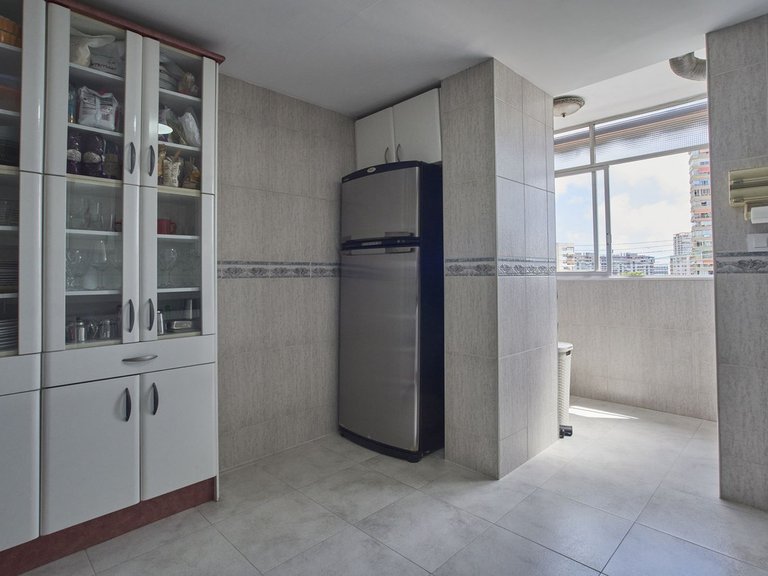 Apartment for Sale in Alicante, Alicante 31