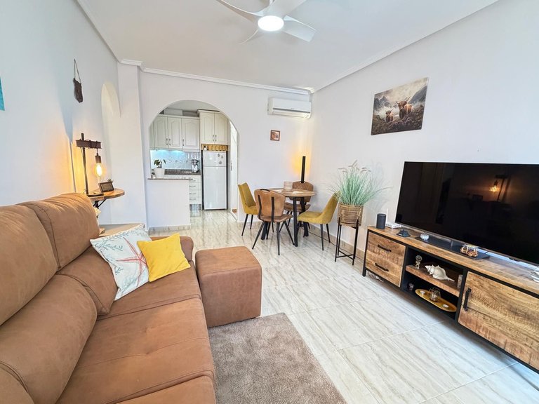 Villa for Sale in Villamartin, Alicante 4