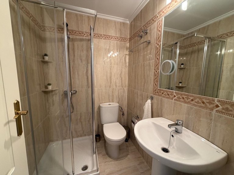 Villa for Sale in Villamartin, Alicante 24