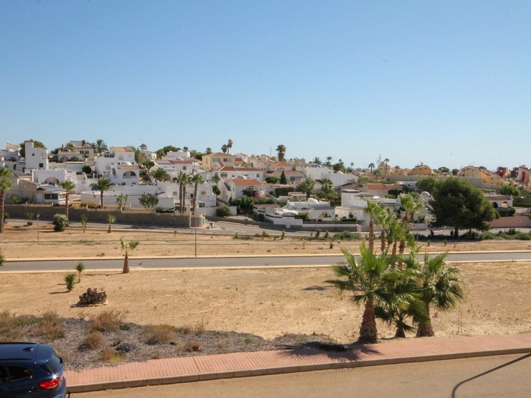 Villa for Sale in Villamartin, Alicante 18