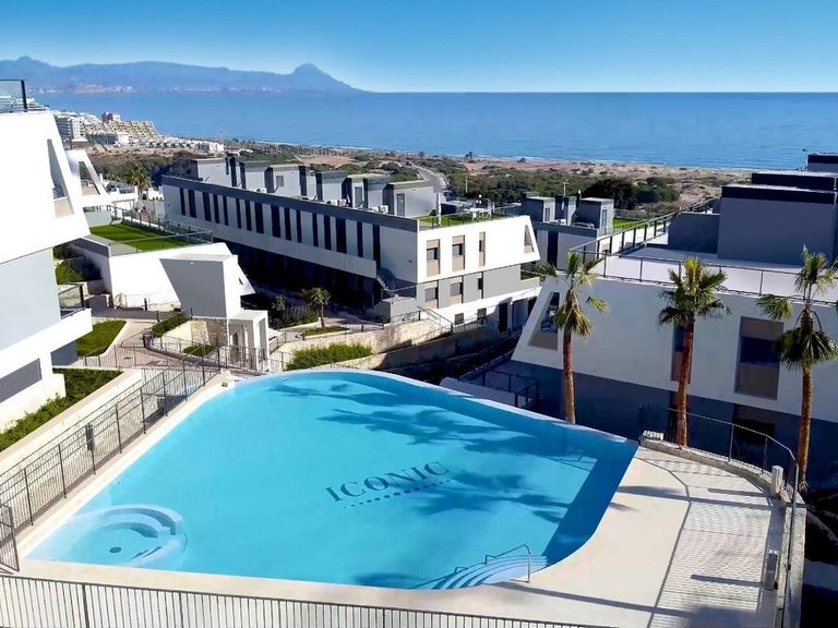 Apartment for Sale in Gran Alacant, Alicante 36