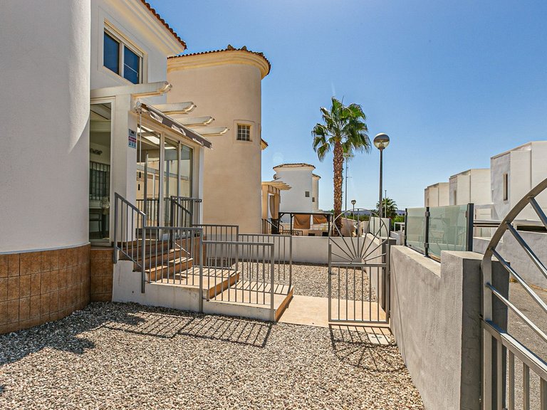Villa for Sale in San Fulgencio, Alicante 4
