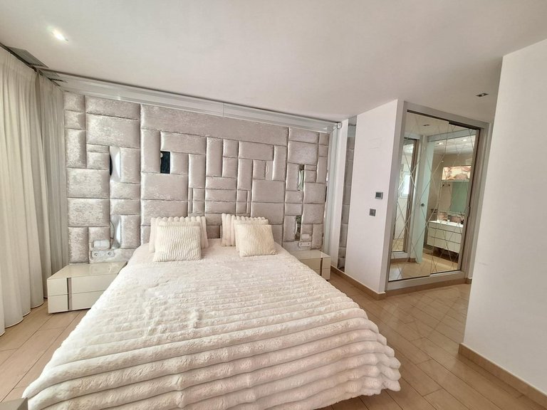 Villa for Sale in Torrevieja, Alicante 10