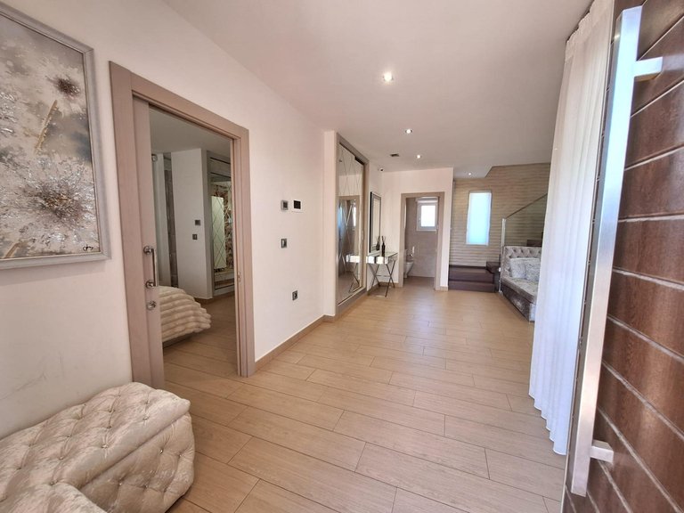 Villa for Sale in Torrevieja, Alicante 14