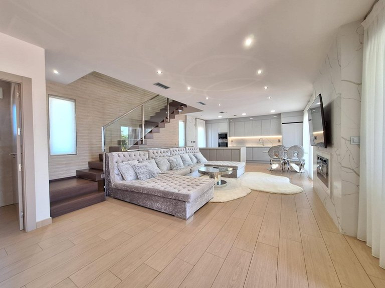 Villa for Sale in Torrevieja, Alicante 16