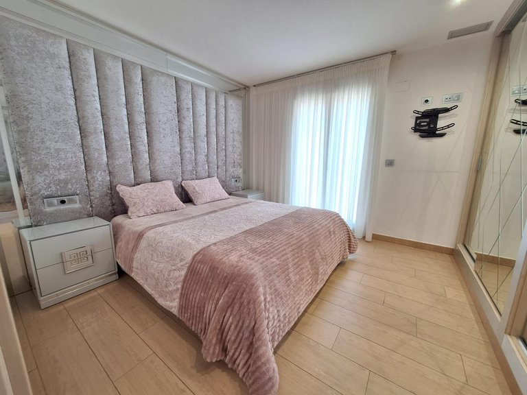 Villa for Sale in Torrevieja, Alicante 22