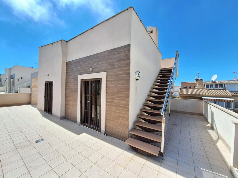 Villa for Sale in Torrevieja, Alicante 30
