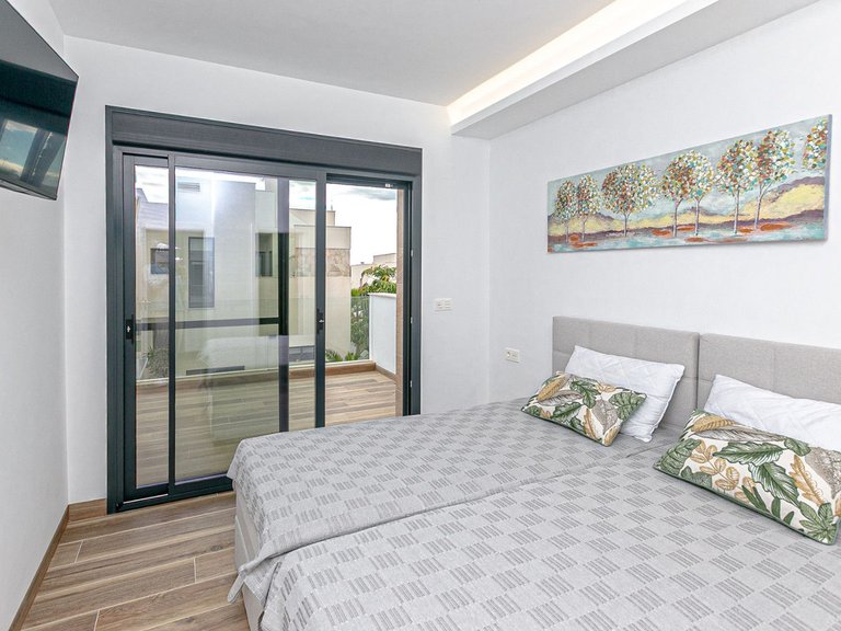 Villa for Sale in Los Montesinos, Alicante 26