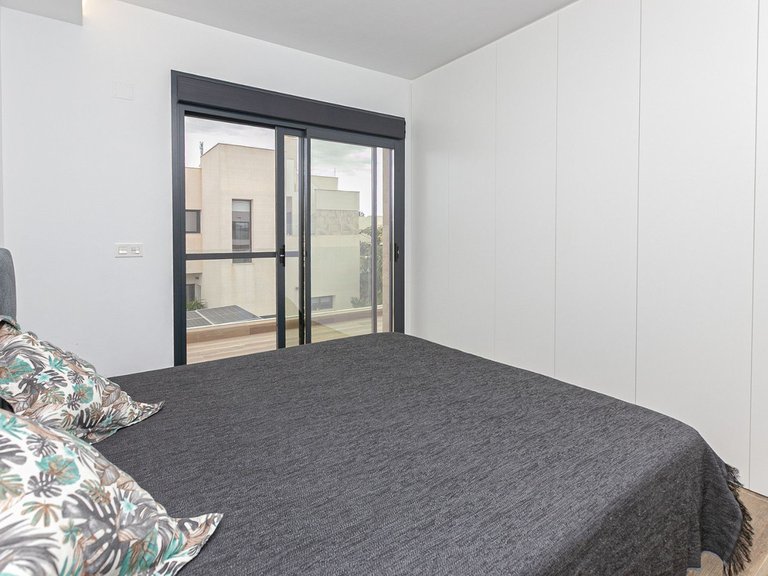 Villa for Sale in Los Montesinos, Alicante 40