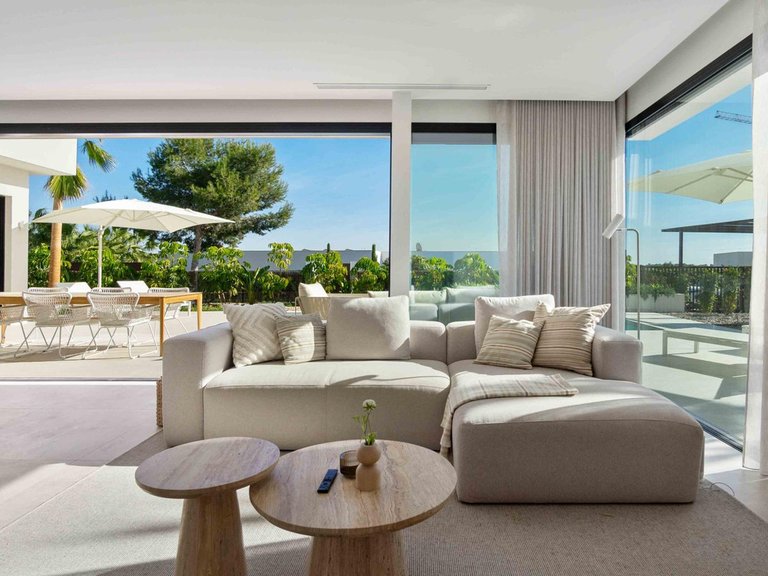 Villa for Sale in Las Colinas, Alicante 3