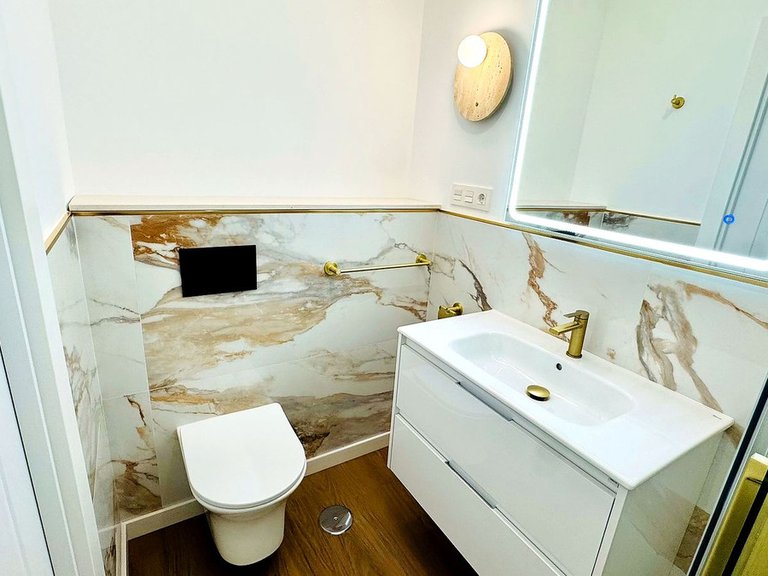 Apartment for Sale in Punta Prima, Alicante 19