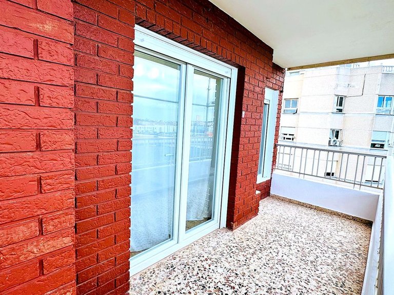 Apartment for Sale in Punta Prima, Alicante 22