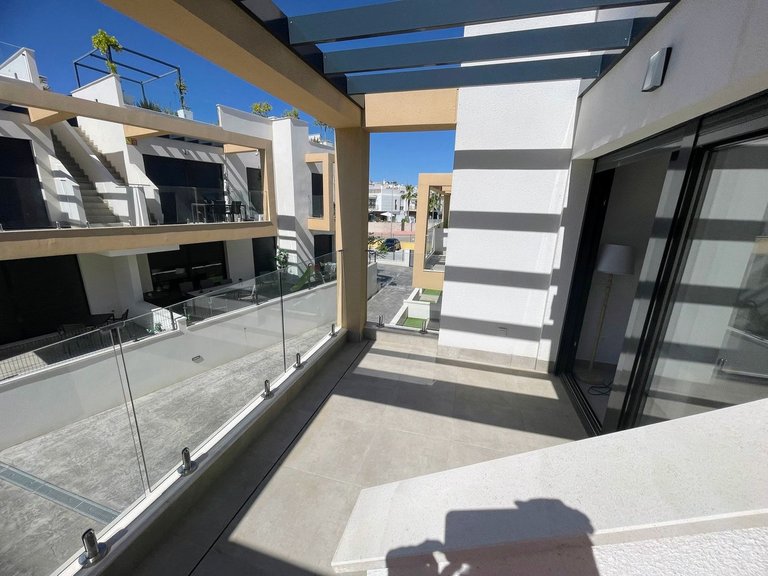 Apartment for Sale in Villamartin, Alicante 20