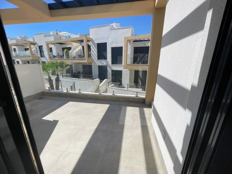 Apartment for Sale in Villamartin, Alicante 21