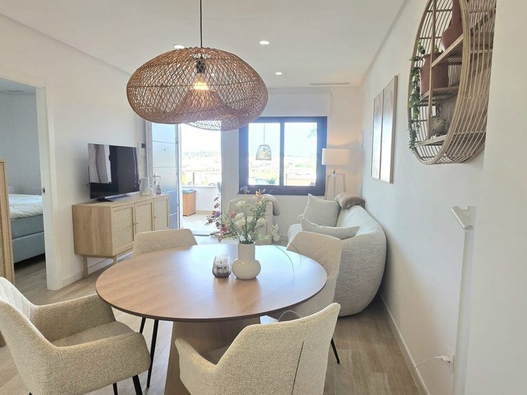 Apartment for Sale in Los Altos, Alicante 8