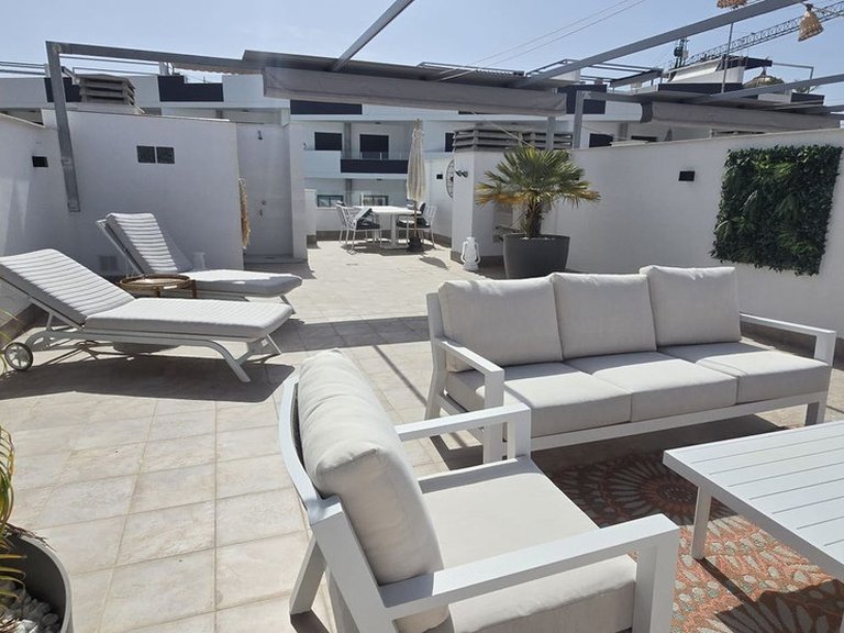 Apartment for Sale in Los Altos, Alicante 25
