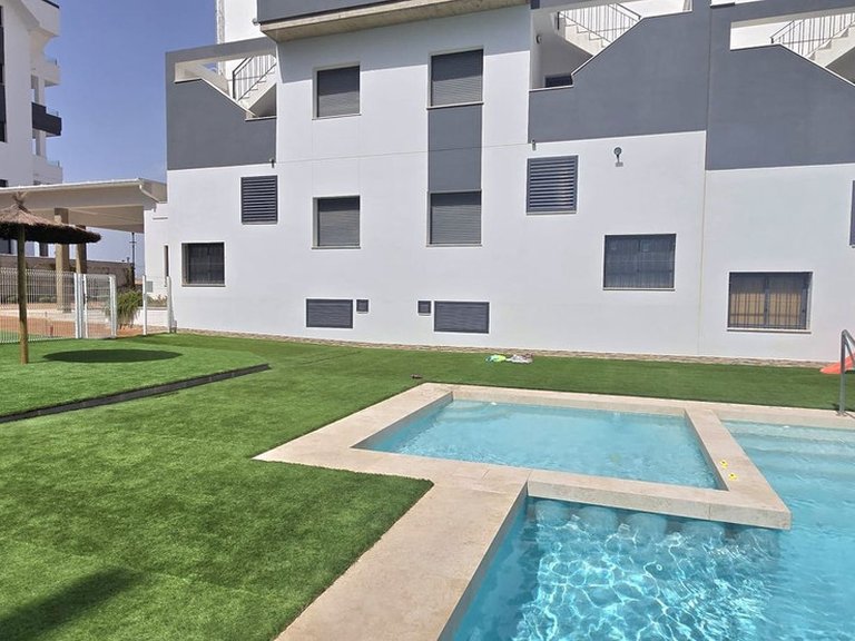 Apartment for Sale in Los Altos, Alicante 33