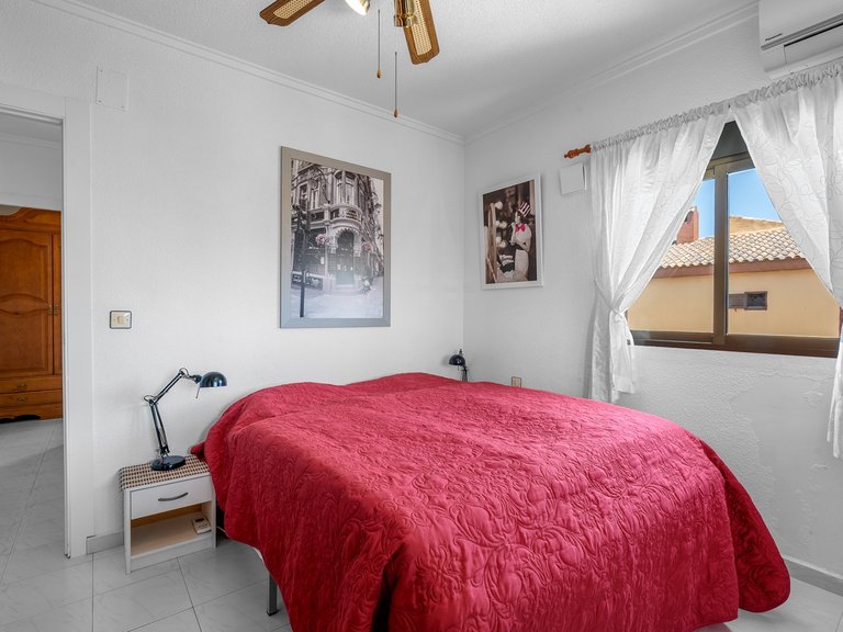 Apartment for Sale in Torrevieja, Alicante 12