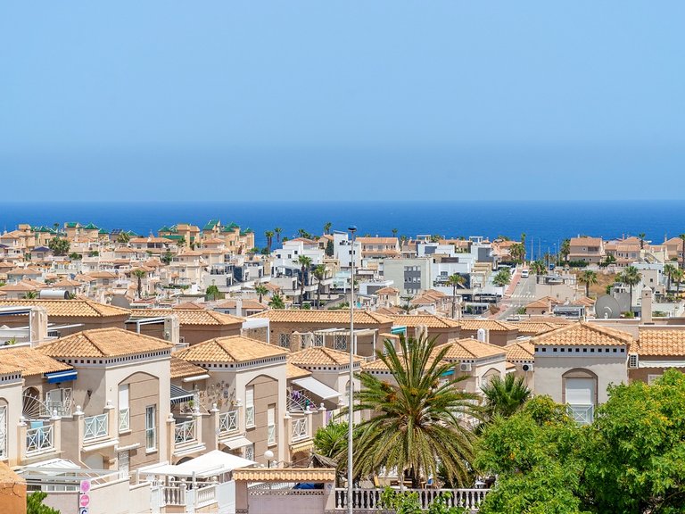 Apartment for Sale in Torrevieja, Alicante 26