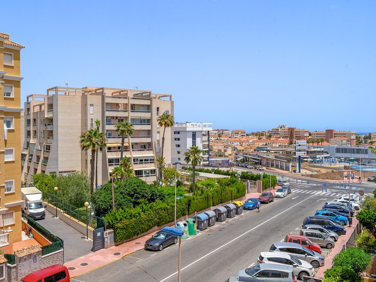 Apartment for Sale in Torrevieja, Alicante 35
