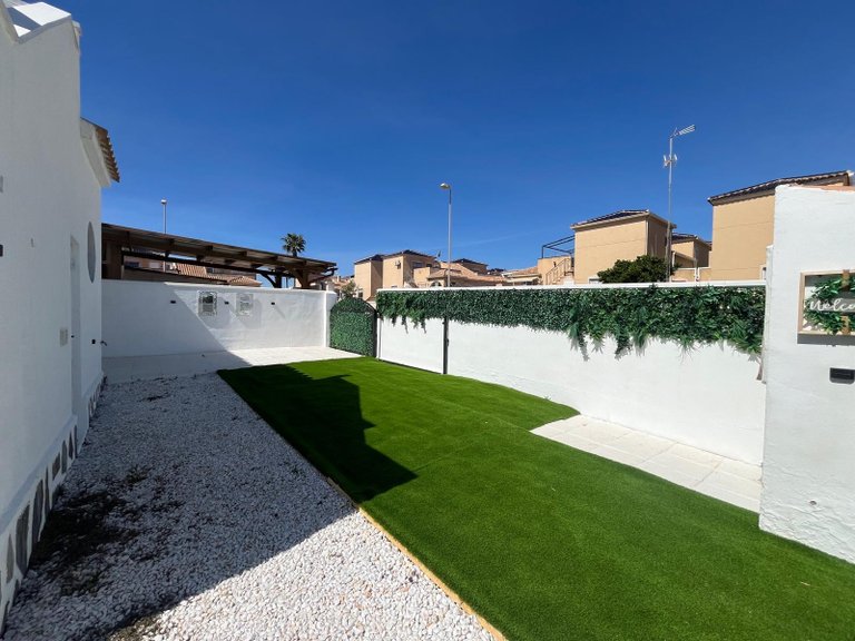 Town House for Sale in Punta Prima, Alicante 16