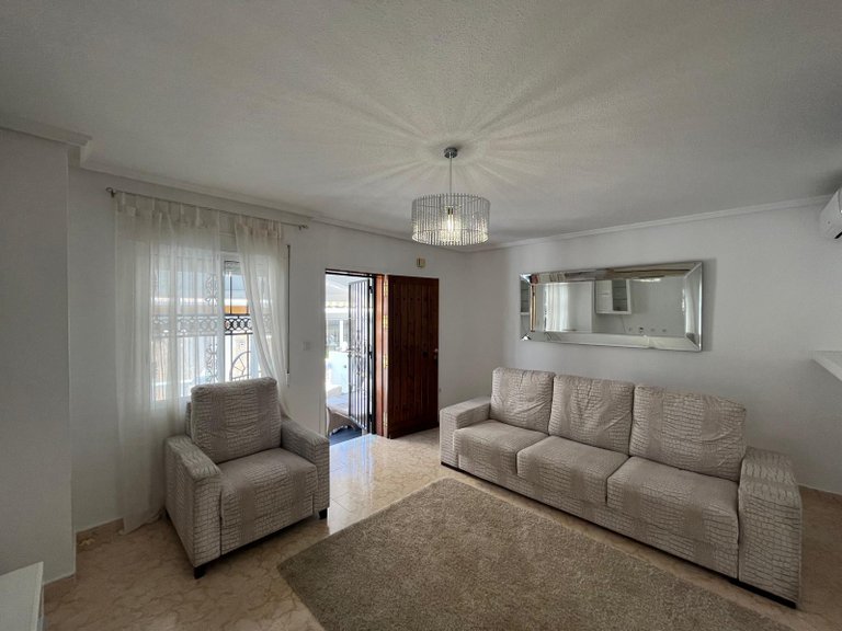 Town House for Sale in Punta Prima, Alicante 24