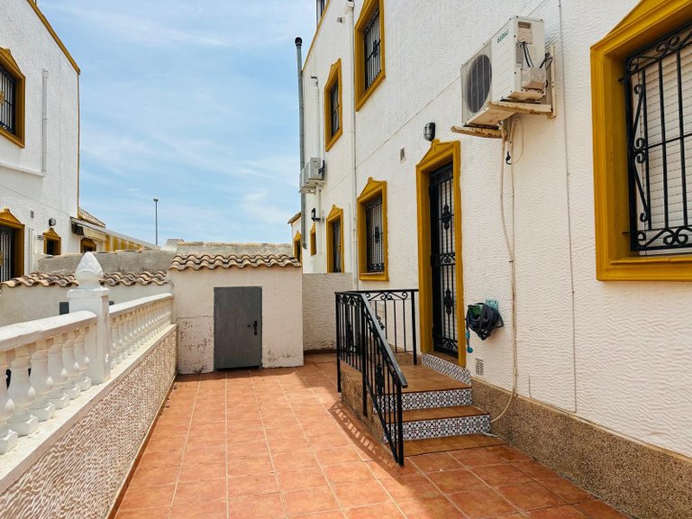 Town House for Sale in Los Montesinos, Alicante 26