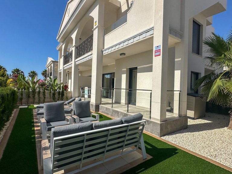 Villa for Sale in Rojales, Alicante 27