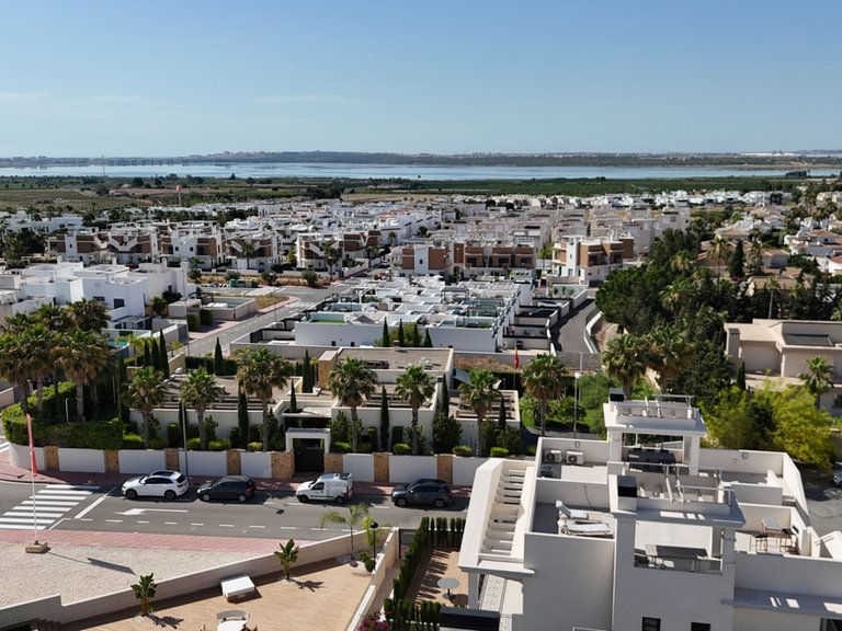 Villa for Sale in Rojales, Alicante 48